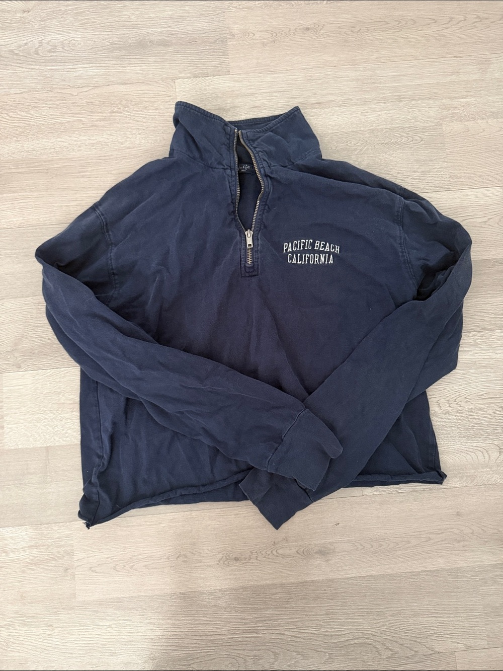 Brandy Melville crewneck